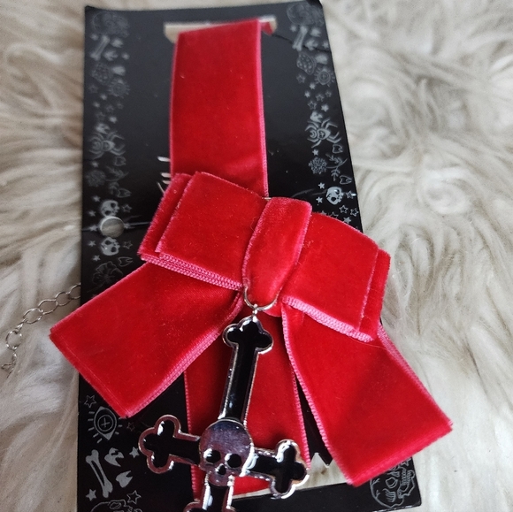 Dolls Kill Red Velvet Choker with Cross Pendant And Skull - Picture 5 of 9